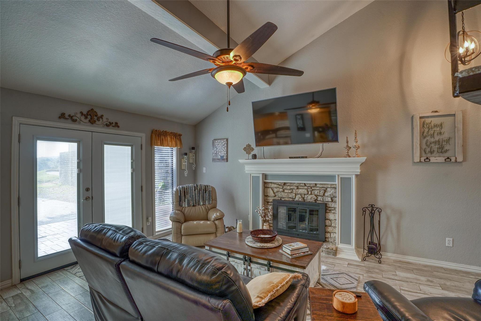 1215 Hi Stirrup 126 Property Photo 7