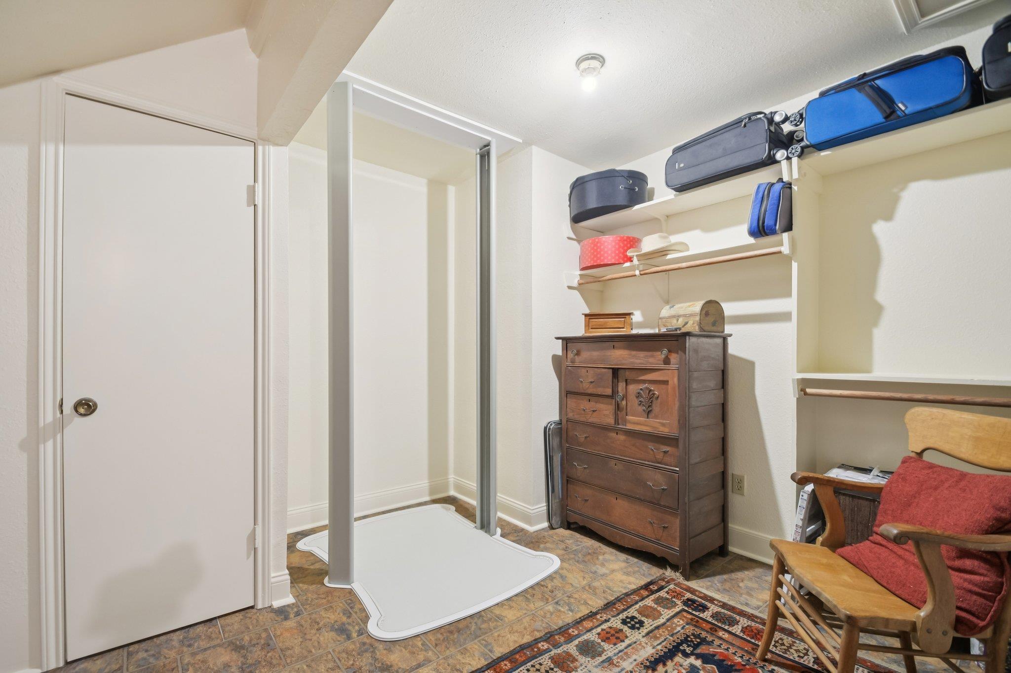 407 Pioneer Trl Property Photo 16