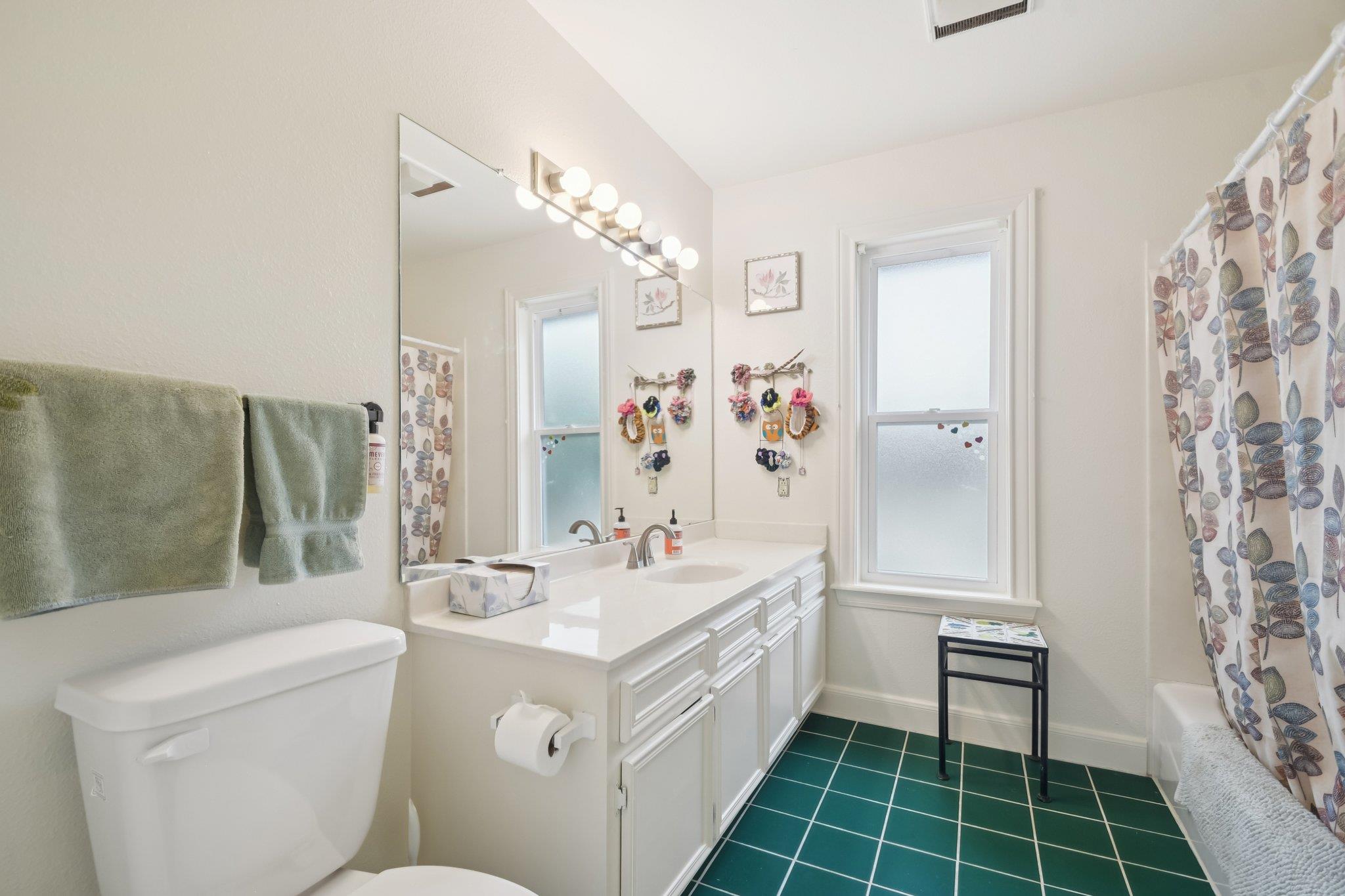 407 Pioneer Trl Property Photo 17