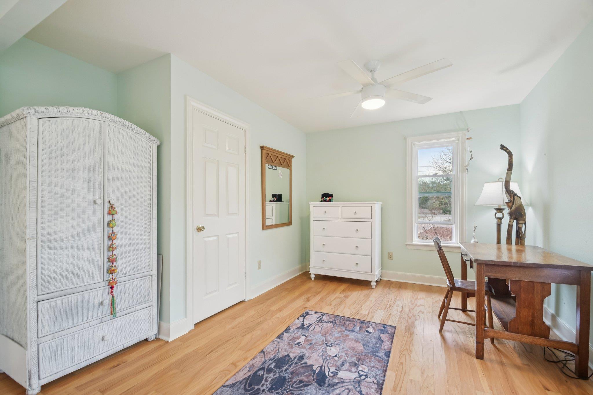 407 Pioneer Trl Property Photo 19