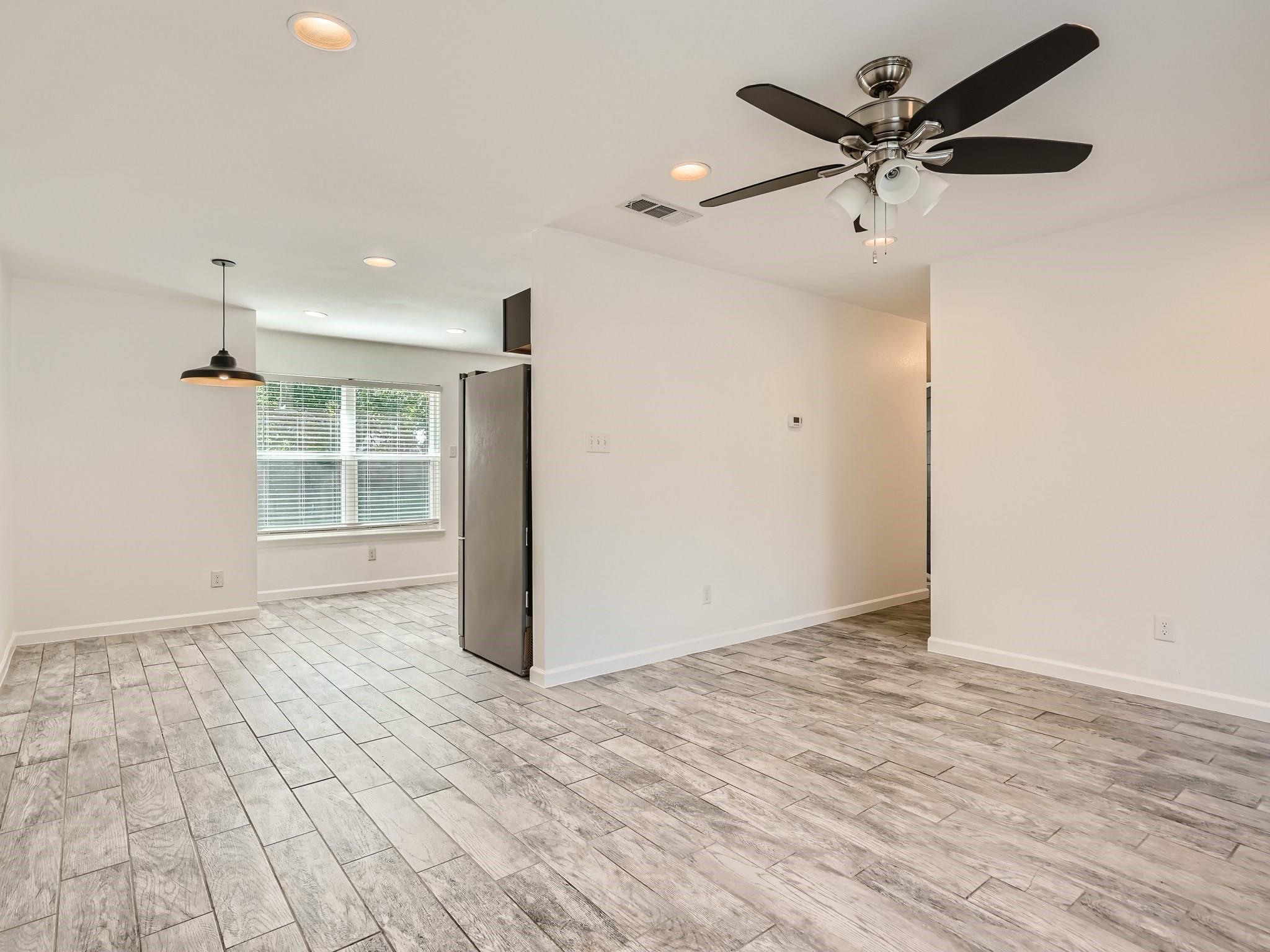 6035 Bluebell Cir Property Photo 3