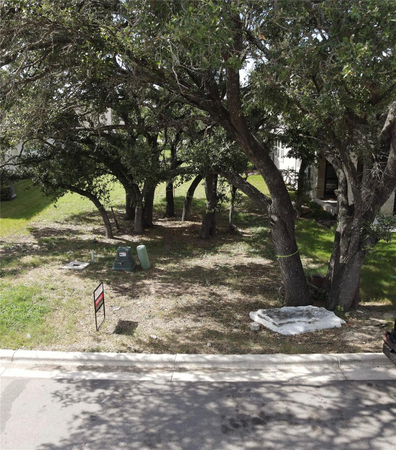 125 Monterey Oak Trl Property Photo 1