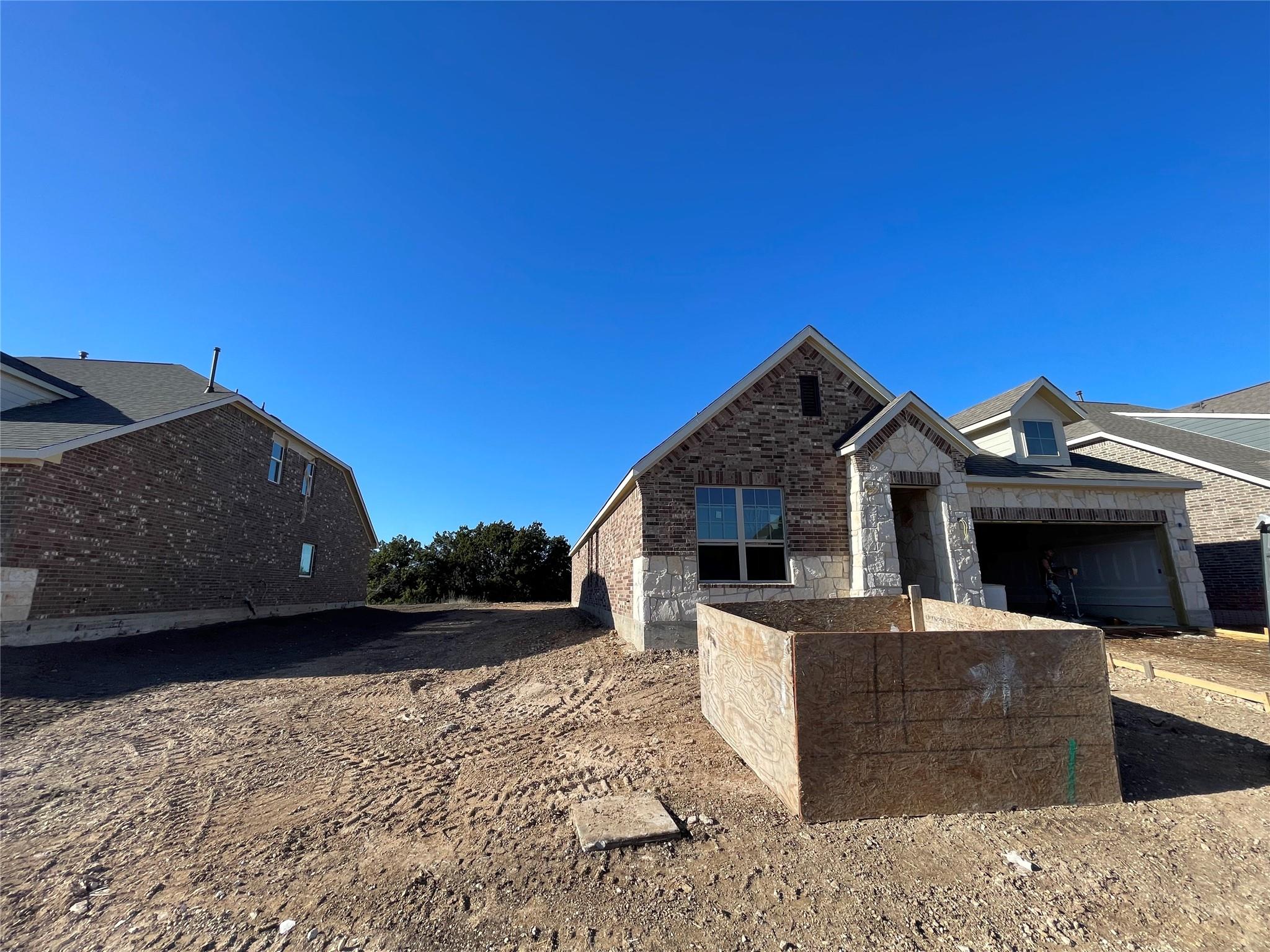 2440 Walking Y Rd Property Photo