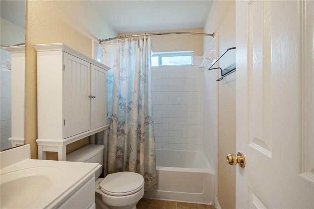 1709 Royal Ascot Dr S Property Photo 19