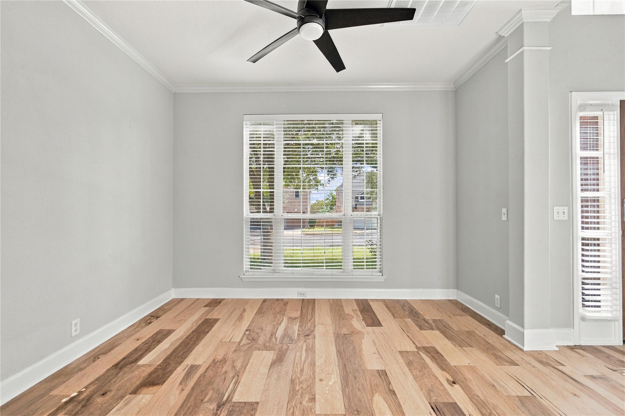 2629 Salorn Way Property Photo 4