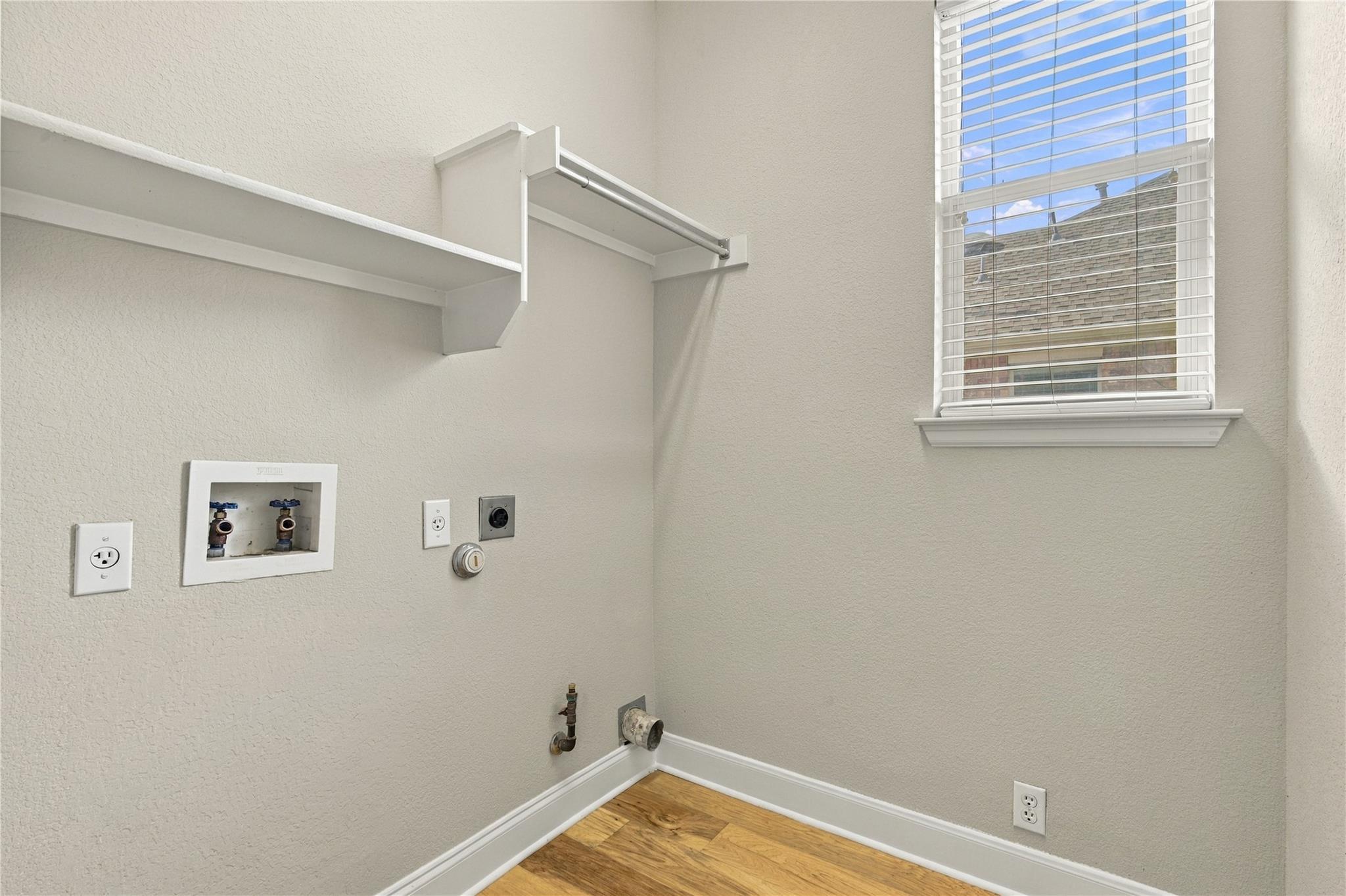 2629 Salorn Way Property Photo 17