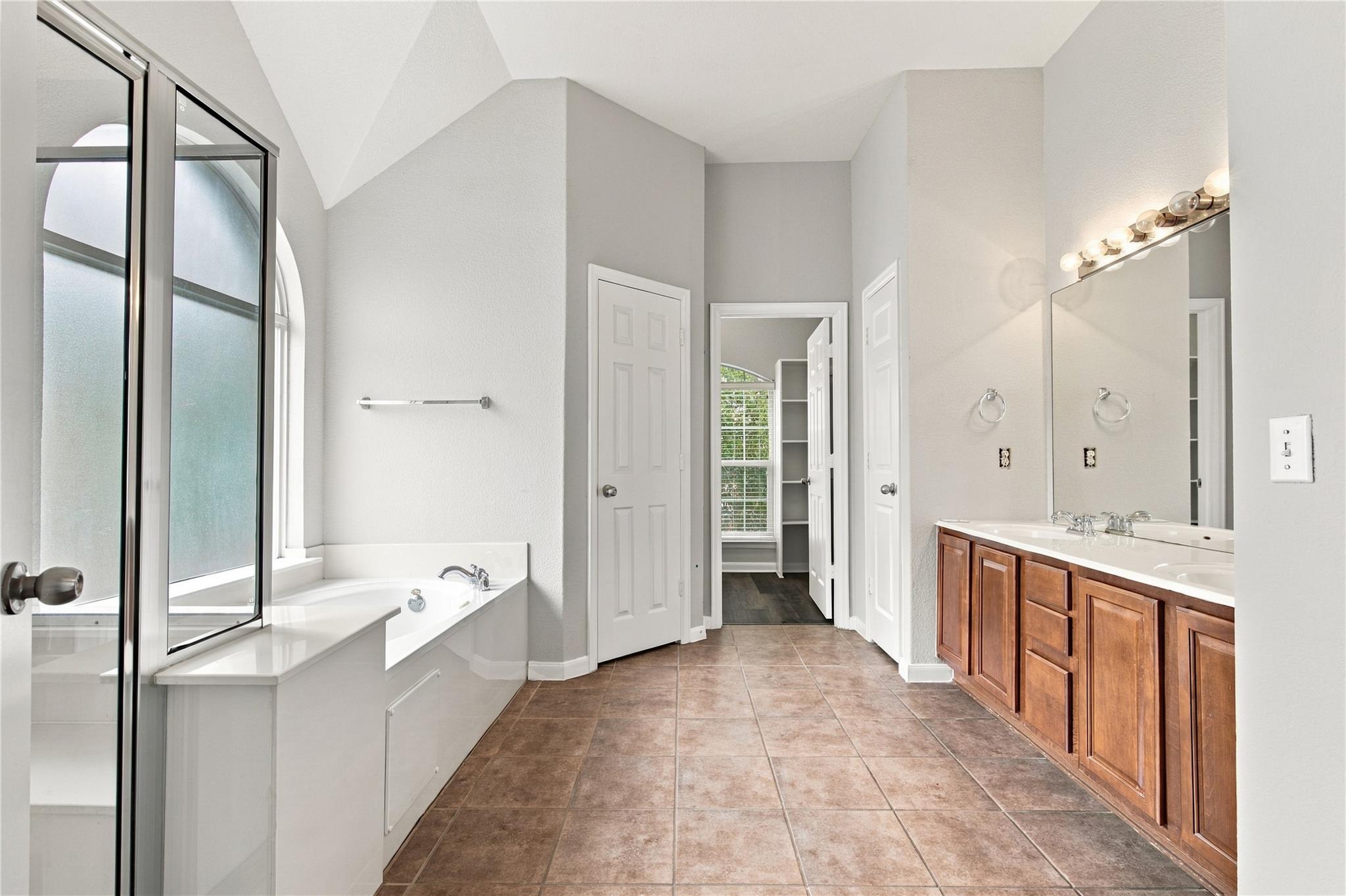 2629 Salorn Way Property Photo 26