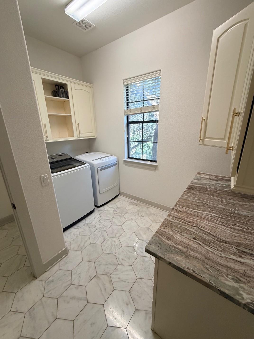 1036 Liberty Park Dr #34b Property Photo 18