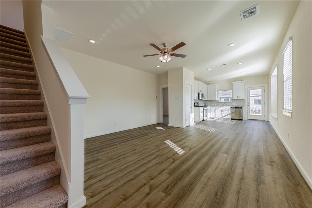 17201 Mayfly Dr A Property Photo 6