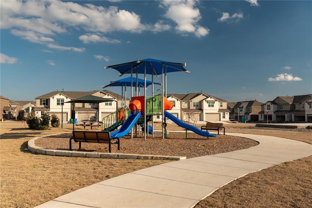 17201 Mayfly Dr A Property Photo 27