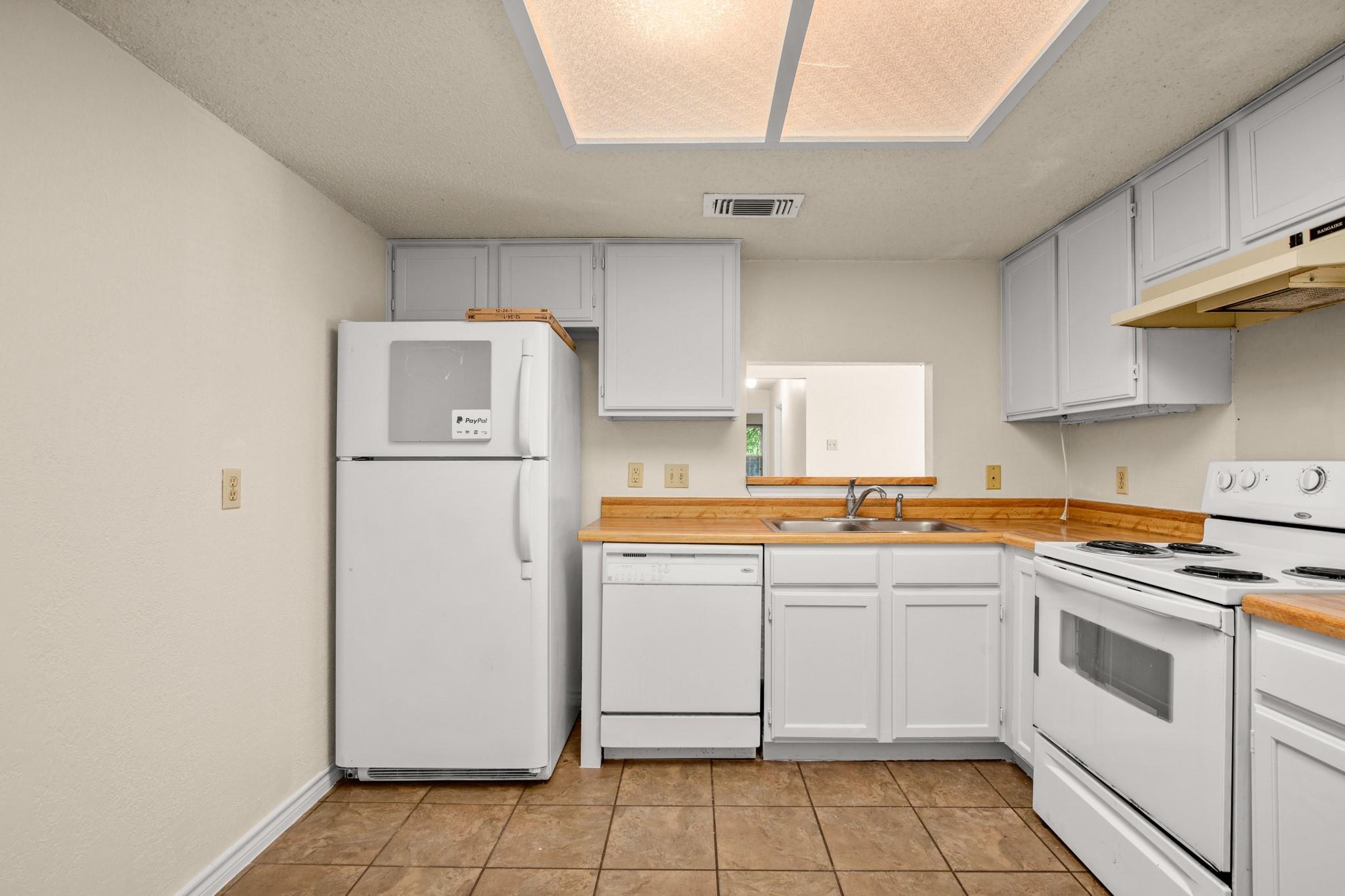 13309 Saddlebrook Trl #a Property Photo 9