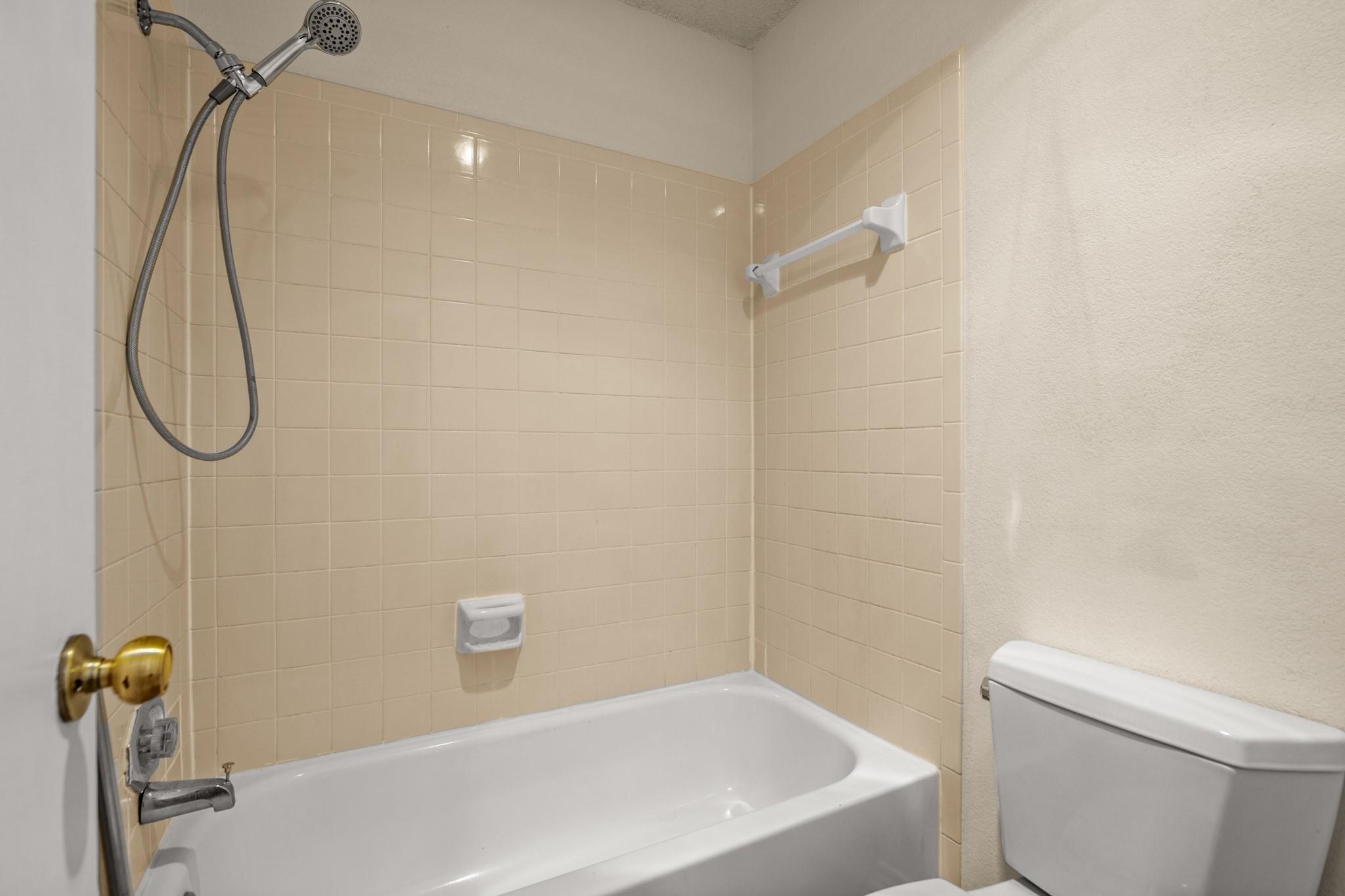 13309 Saddlebrook Trl #a Property Photo 13