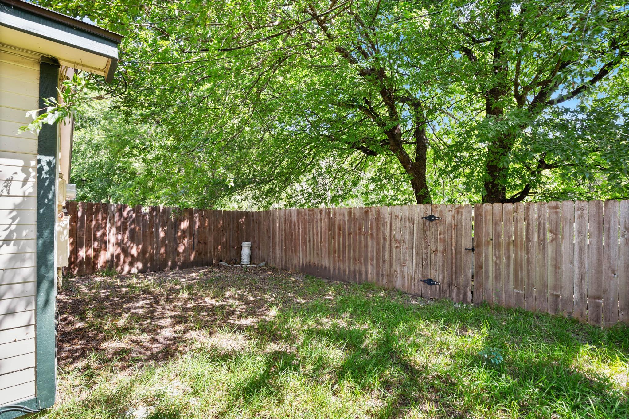 13309 Saddlebrook Trl #a Property Photo 21