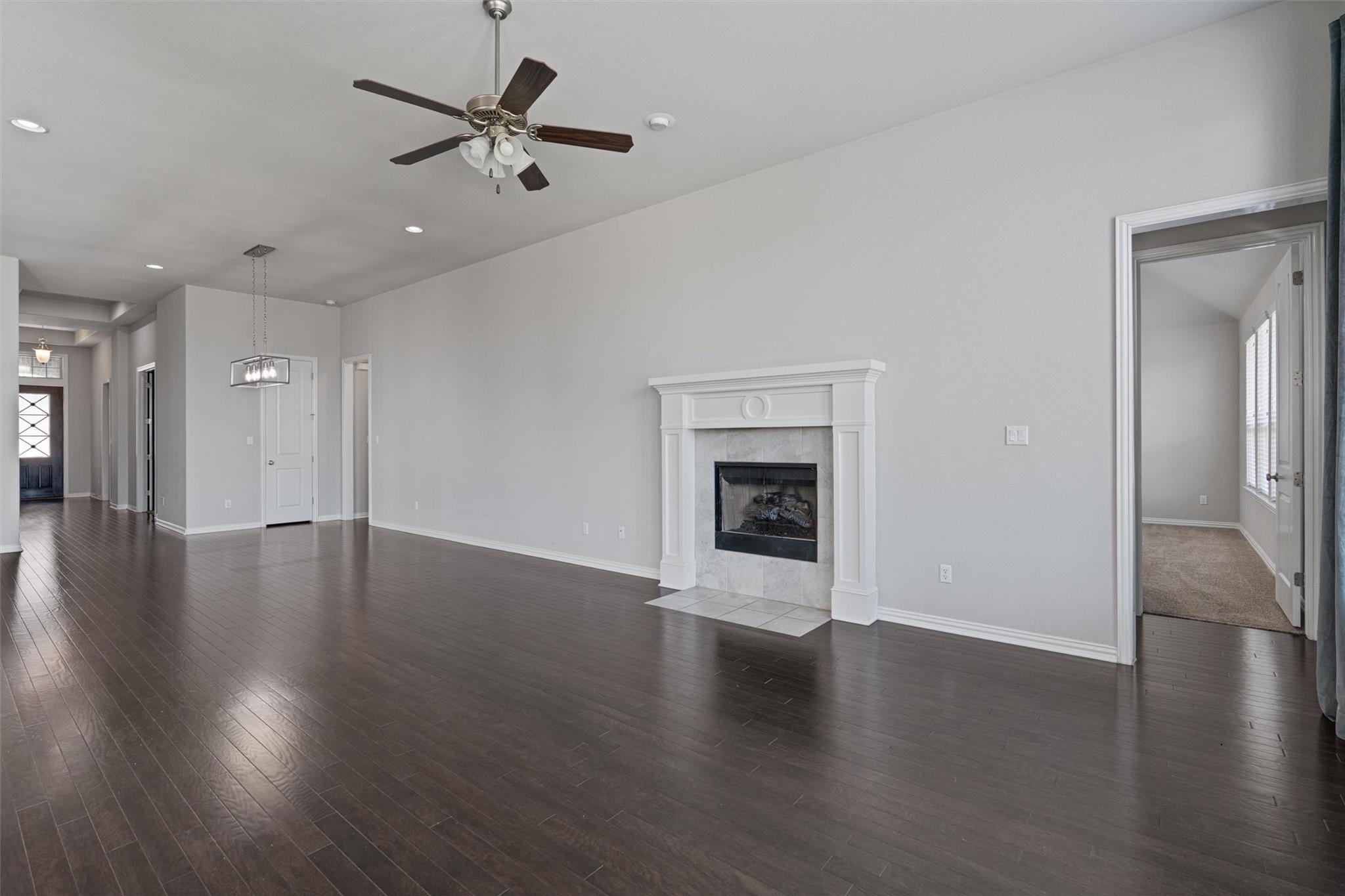 404 Miracle Rose Way Property Photo 13