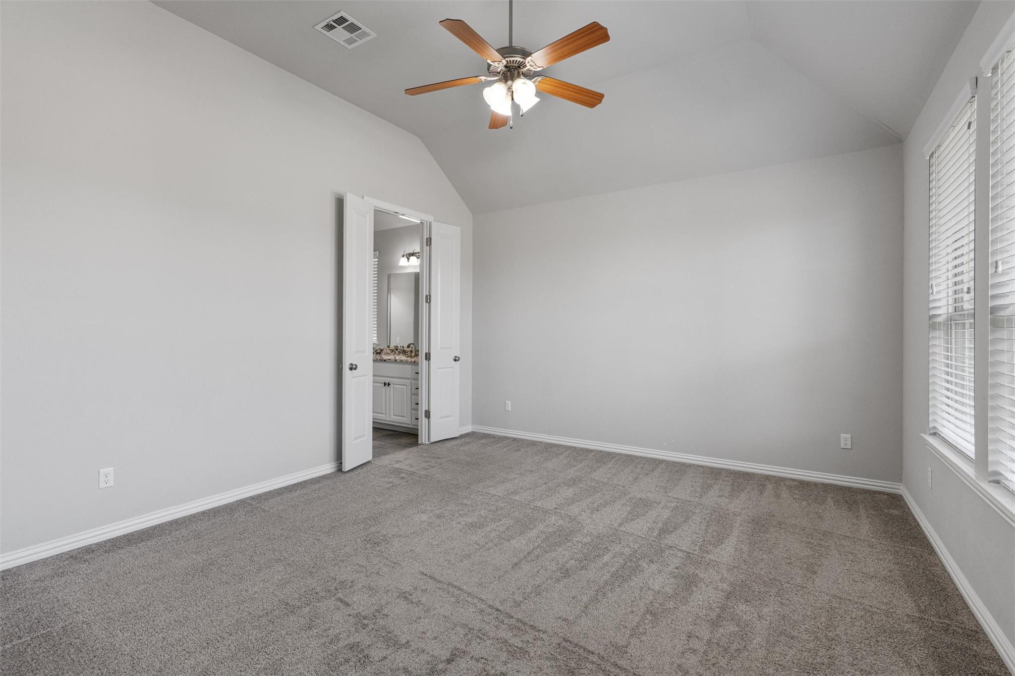 404 Miracle Rose Way Property Photo 20