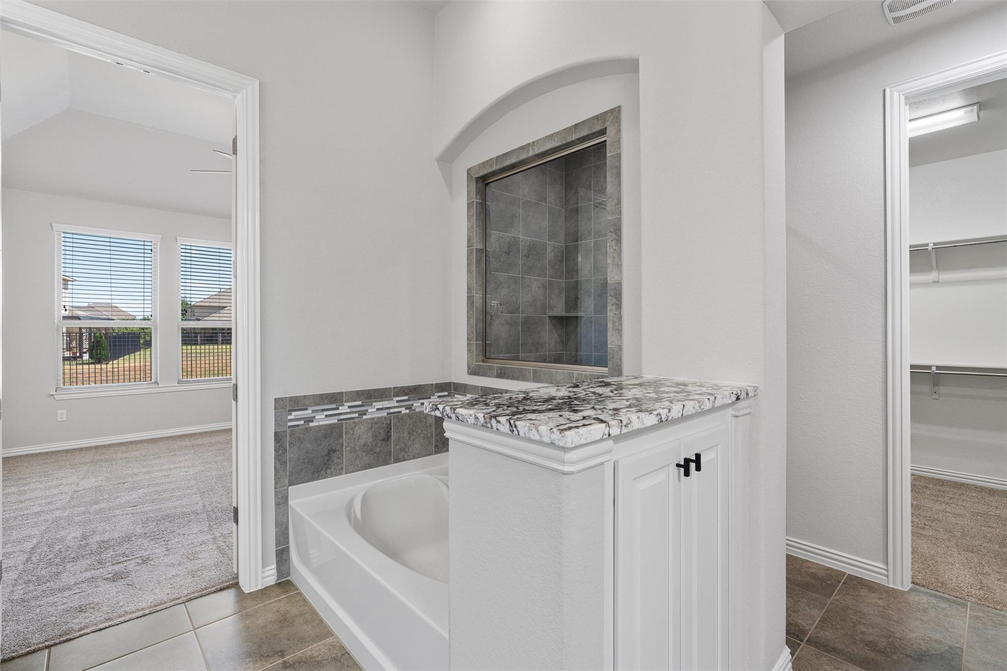 404 Miracle Rose Way Property Photo 25