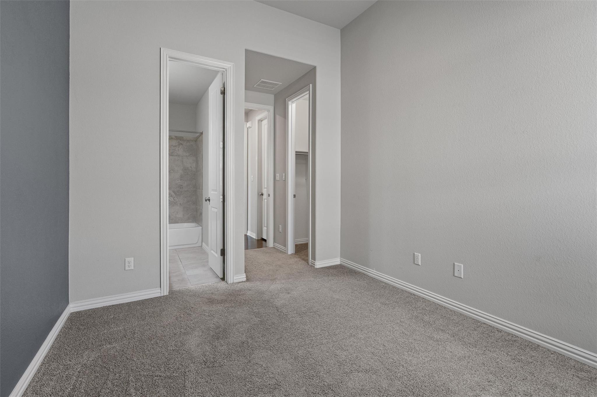 404 Miracle Rose Way Property Photo 29