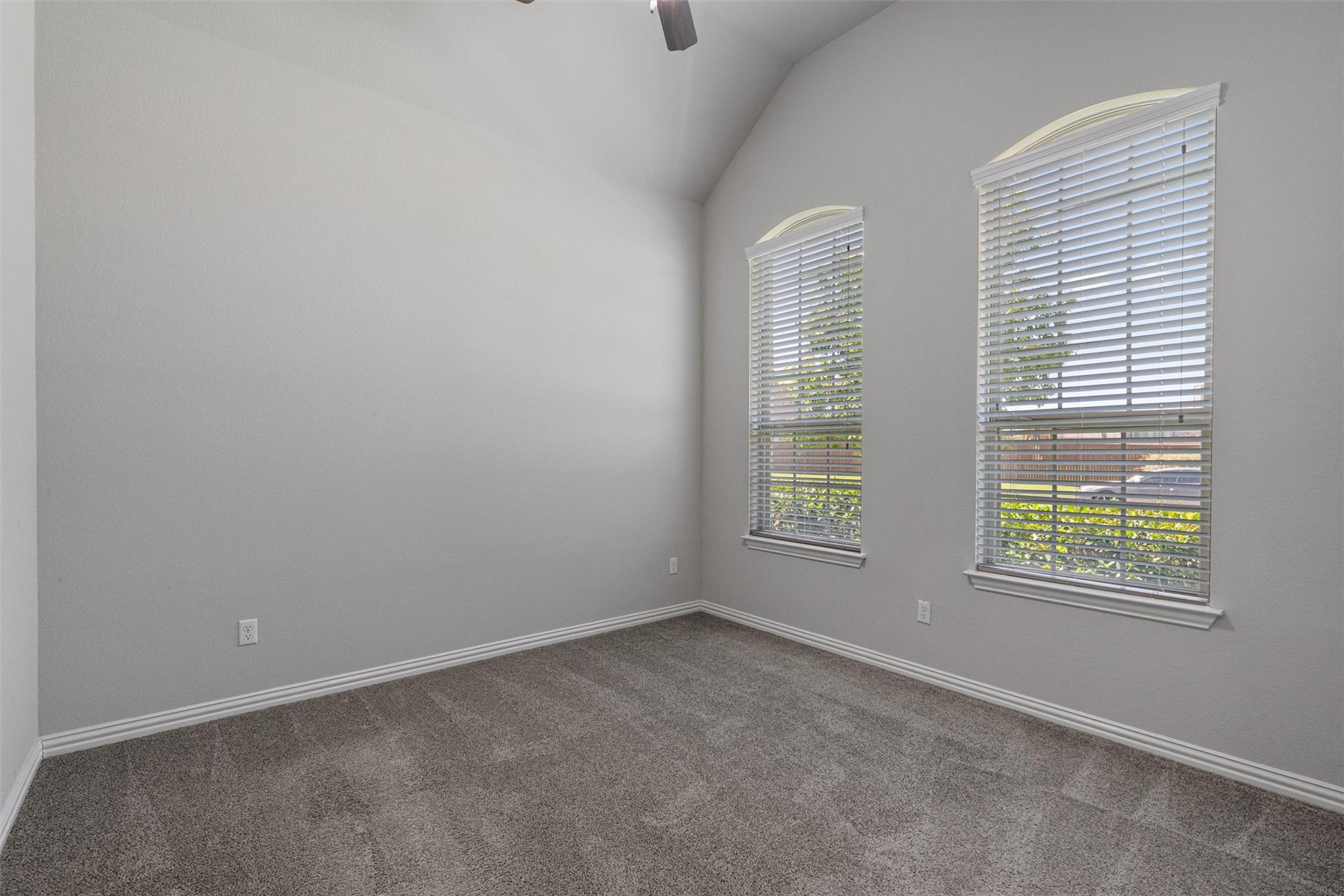 404 Miracle Rose Way Property Photo 31