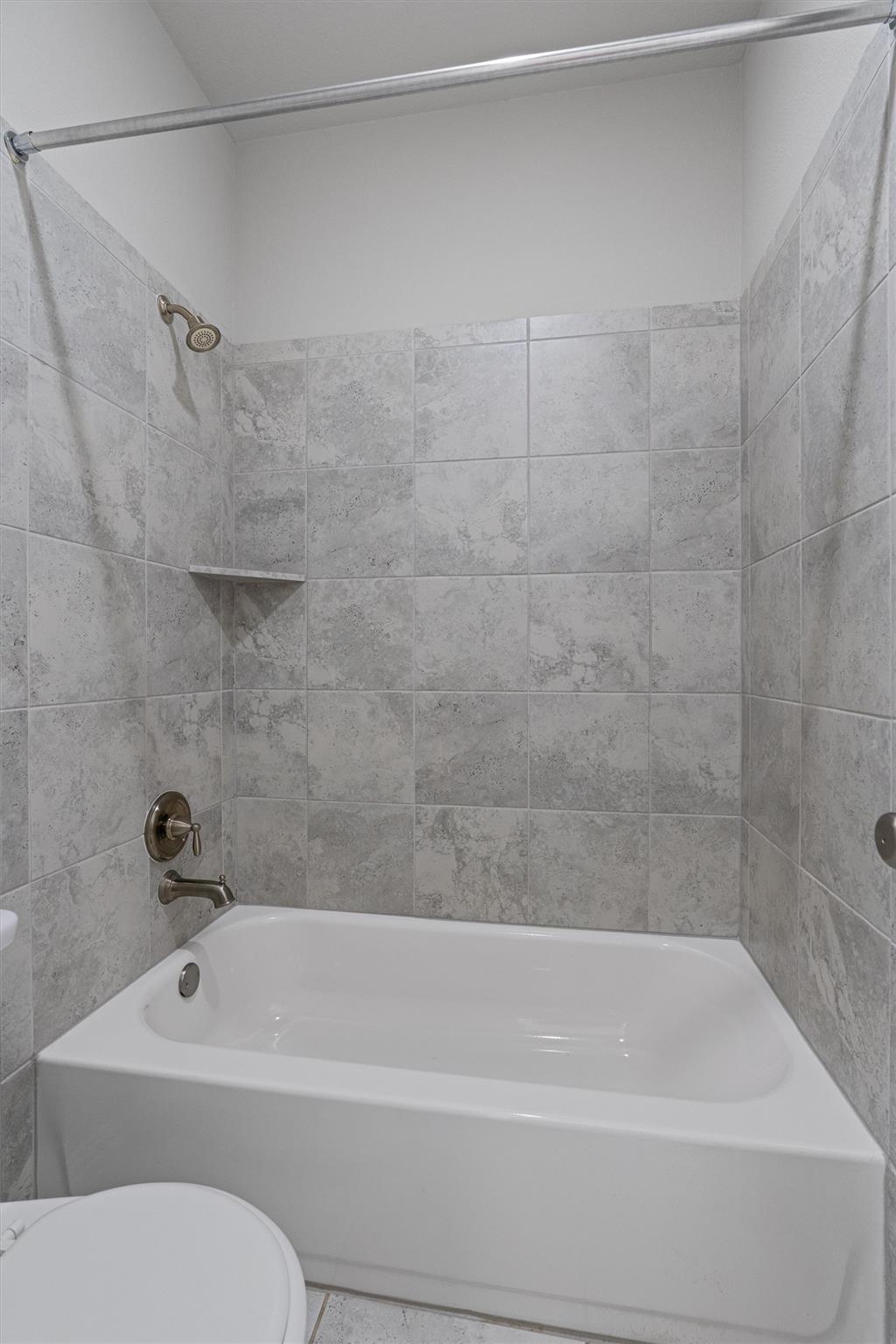 404 Miracle Rose Way Property Photo 34