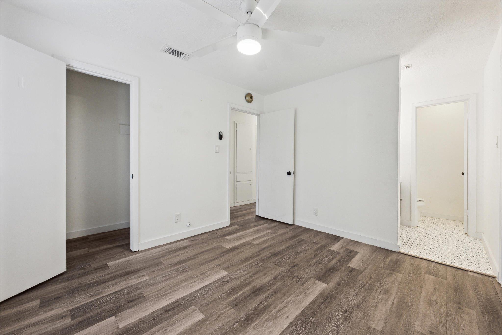 300 Tilbury Ln Property Photo 19