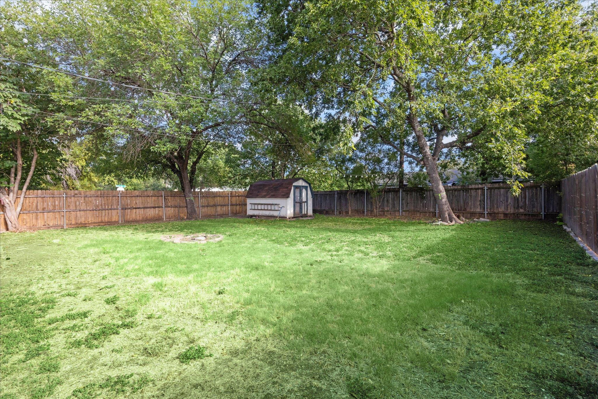 300 Tilbury Ln Property Photo 30