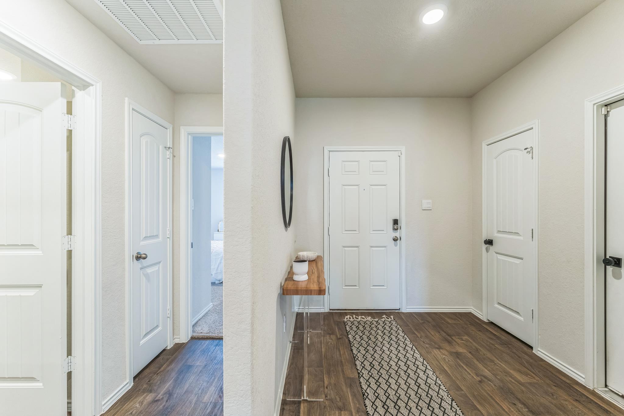 821 Bahia Pl Property Photo 5