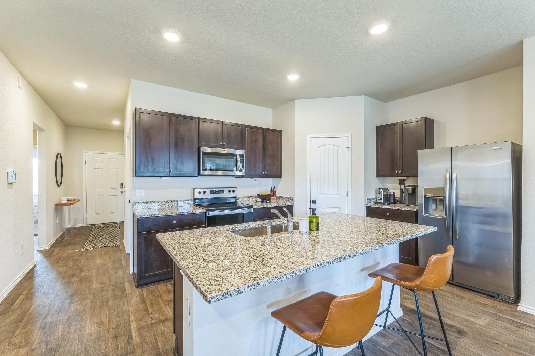 821 Bahia Pl Property Photo 9