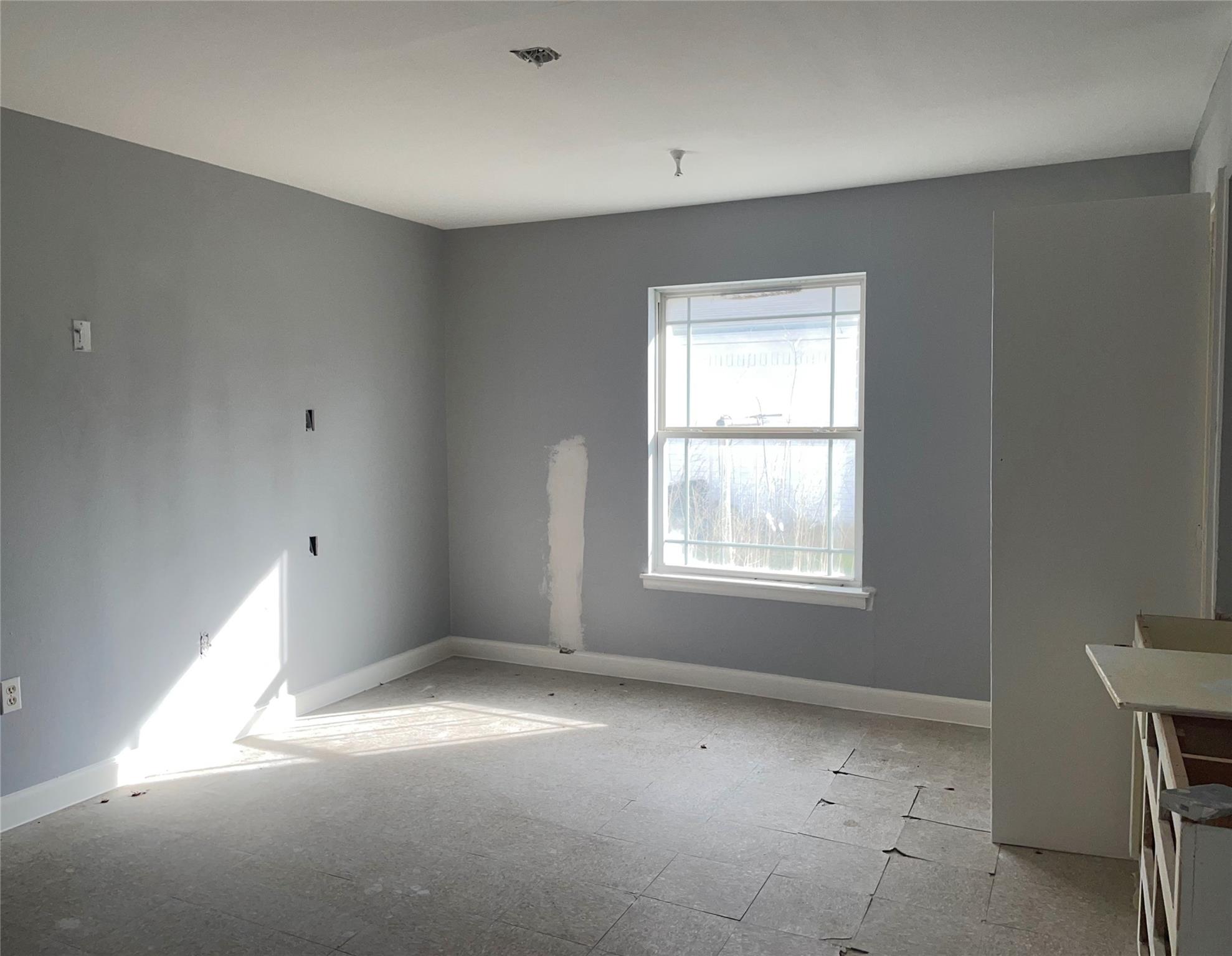 1405 W Storey St Property Photo 23