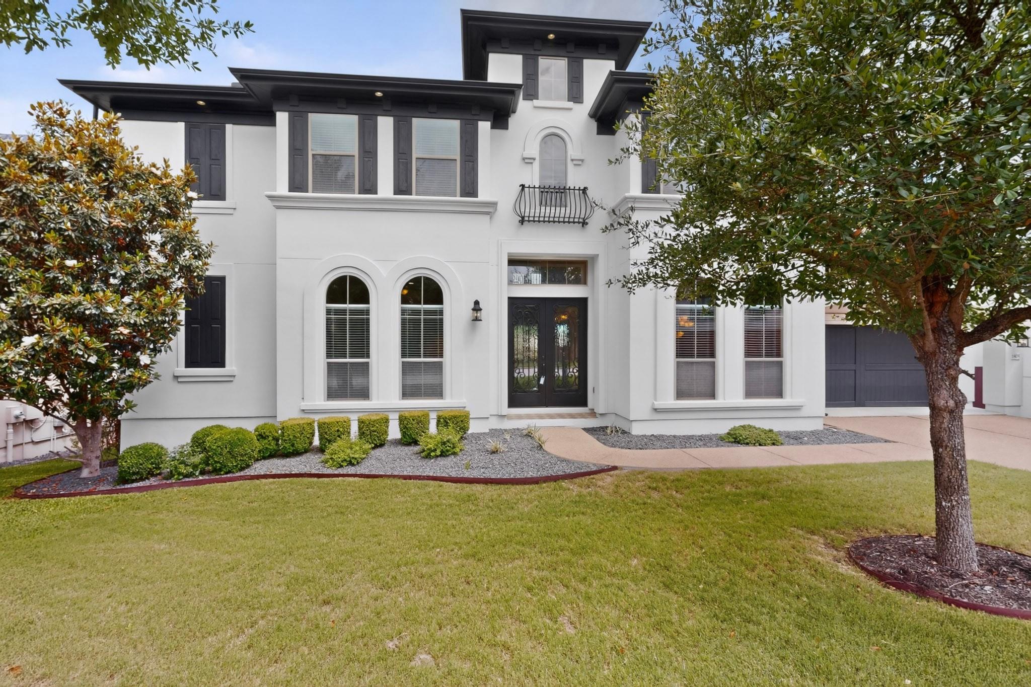 1905 Leaders Ln Property Photo 1