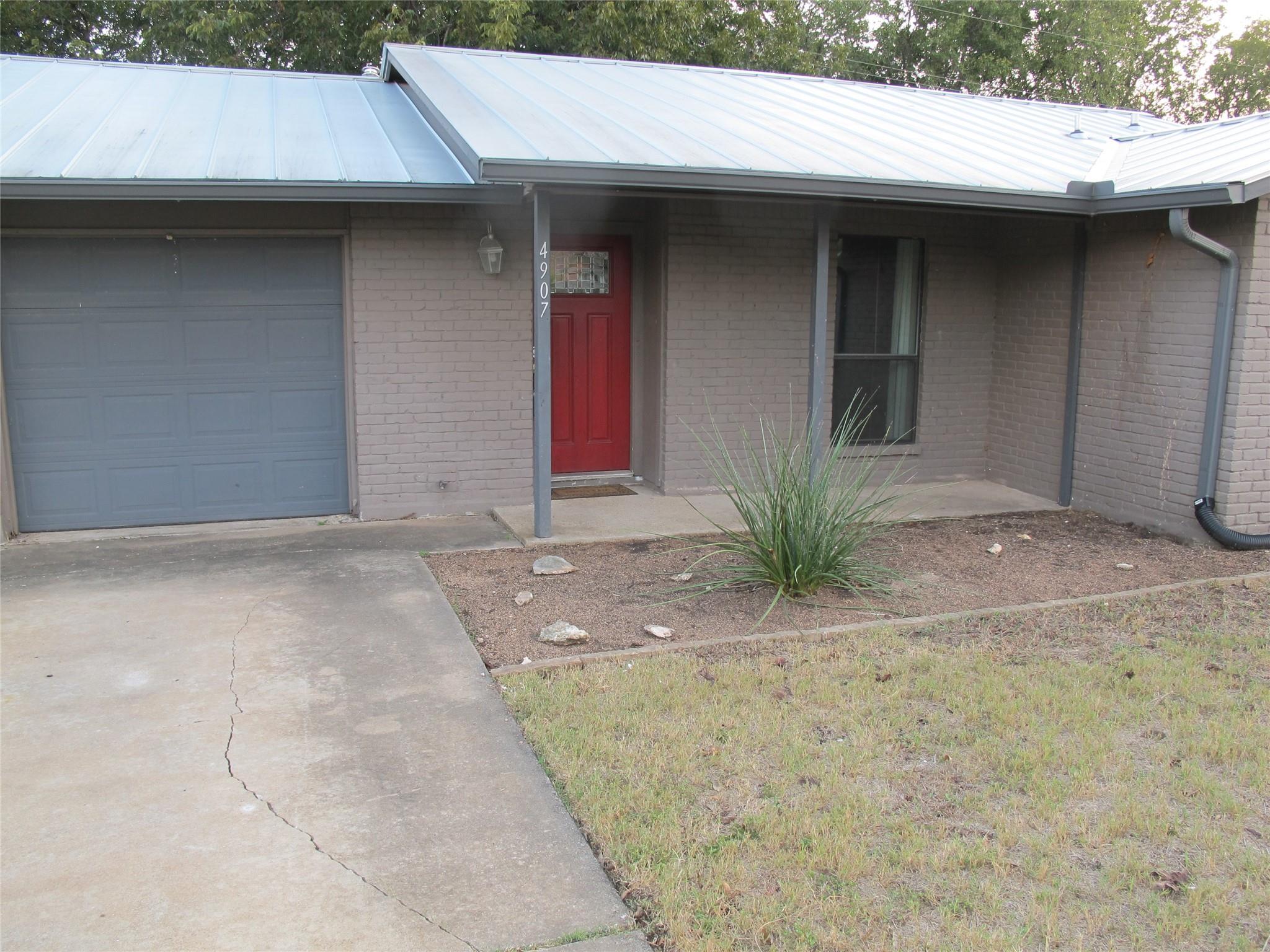 4907 Richmond Ave Property Photo 1