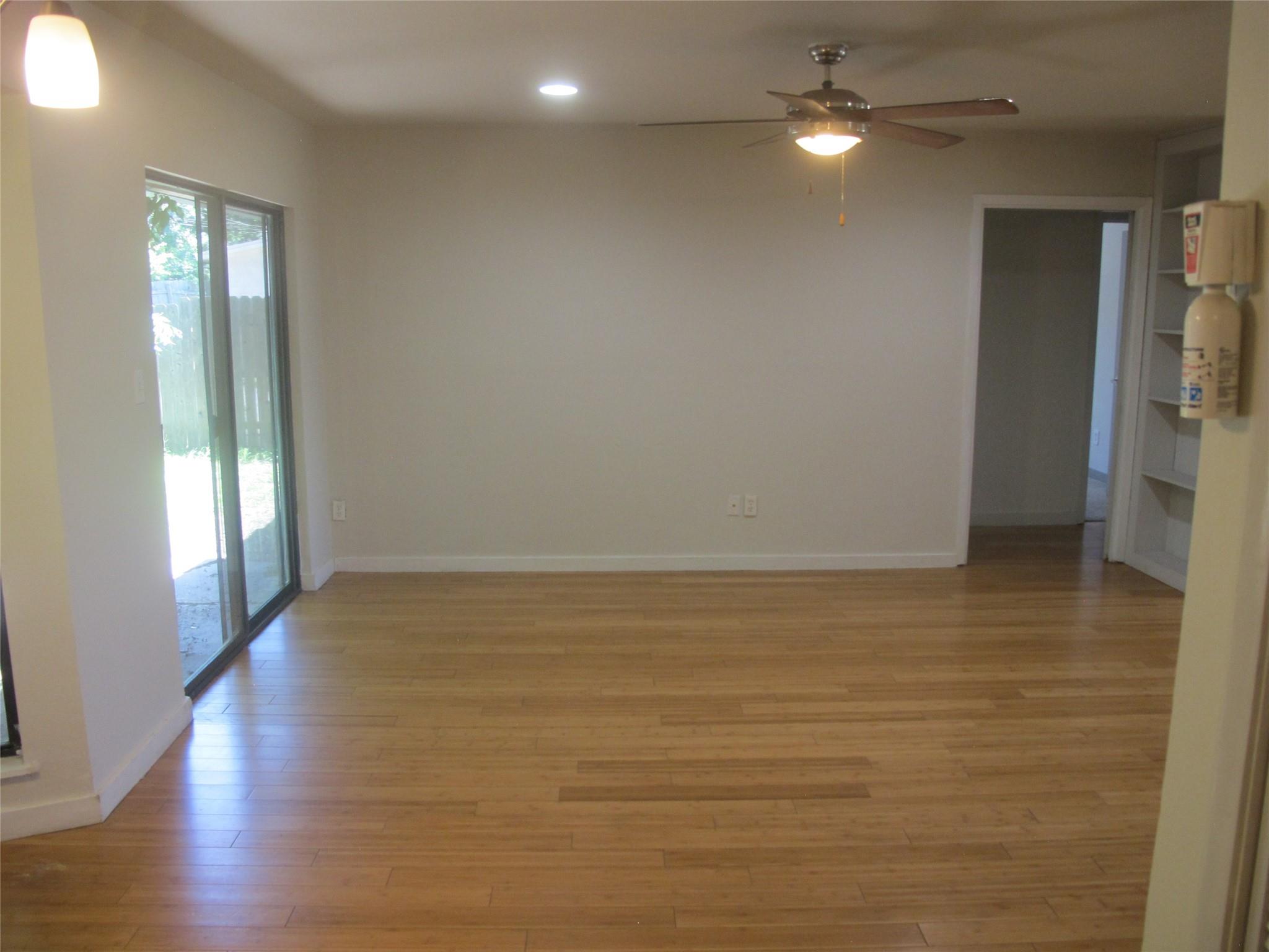 4907 Richmond Ave Property Photo 9