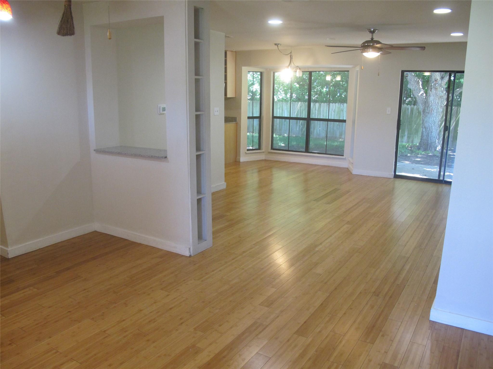 4907 Richmond Ave Property Photo 12