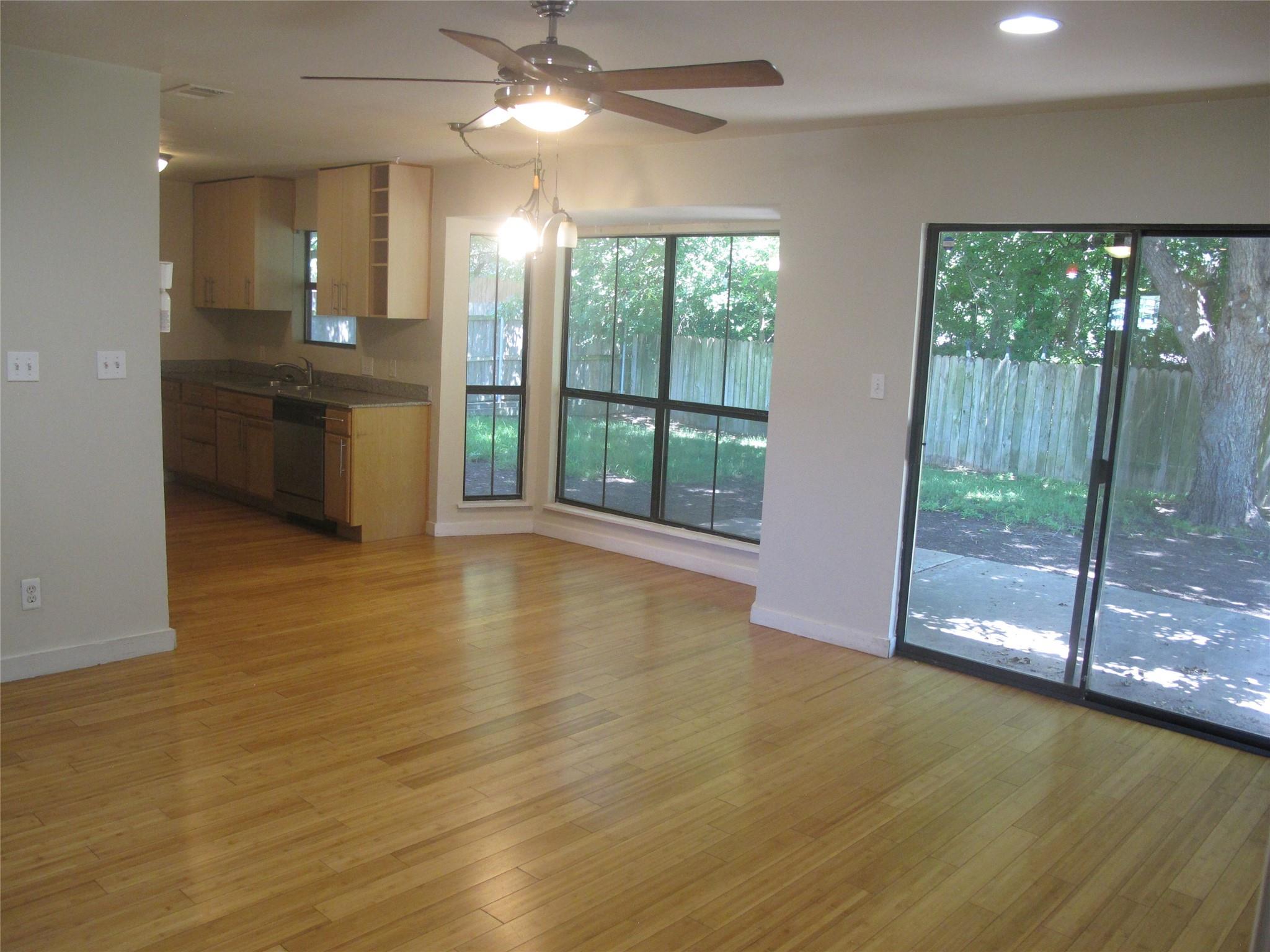 4907 Richmond Ave Property Photo 14