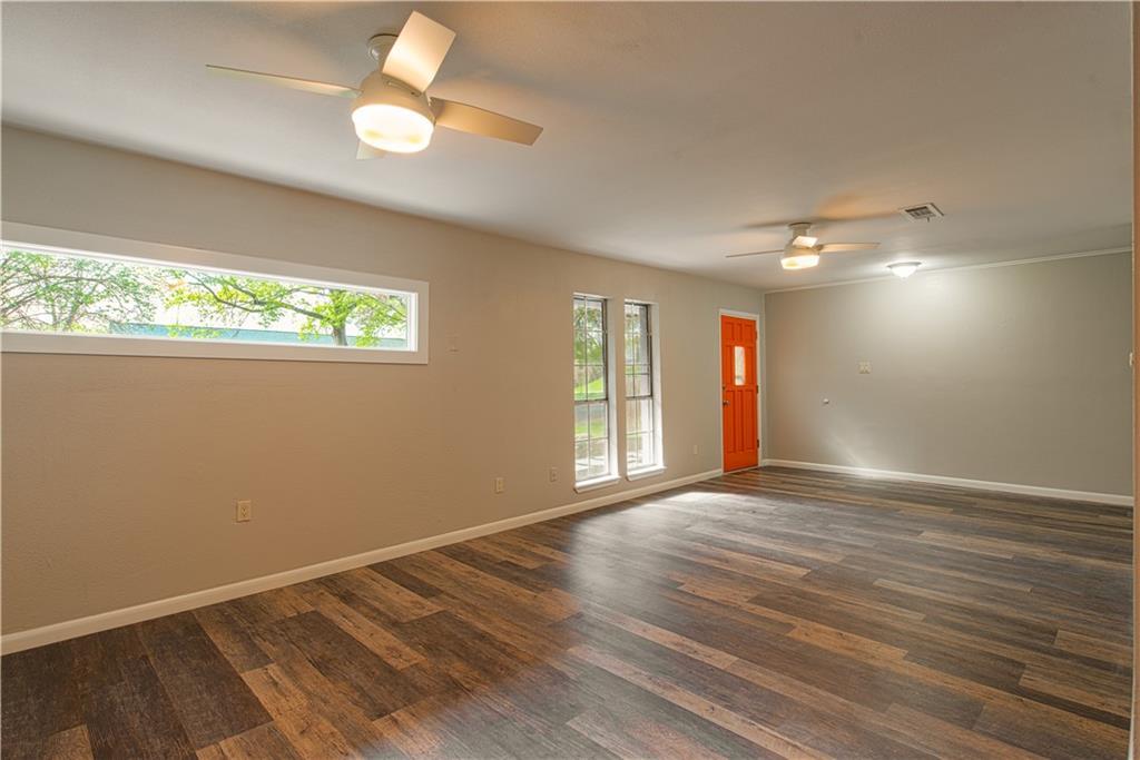 6810 Williamette Dr Property Photo 6