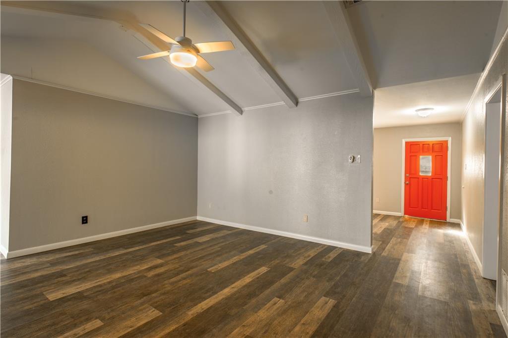 6810 Williamette Dr Property Photo 10