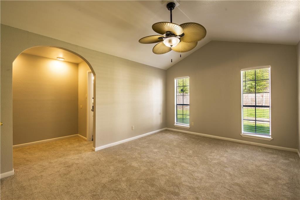 6810 Williamette Dr Property Photo 16