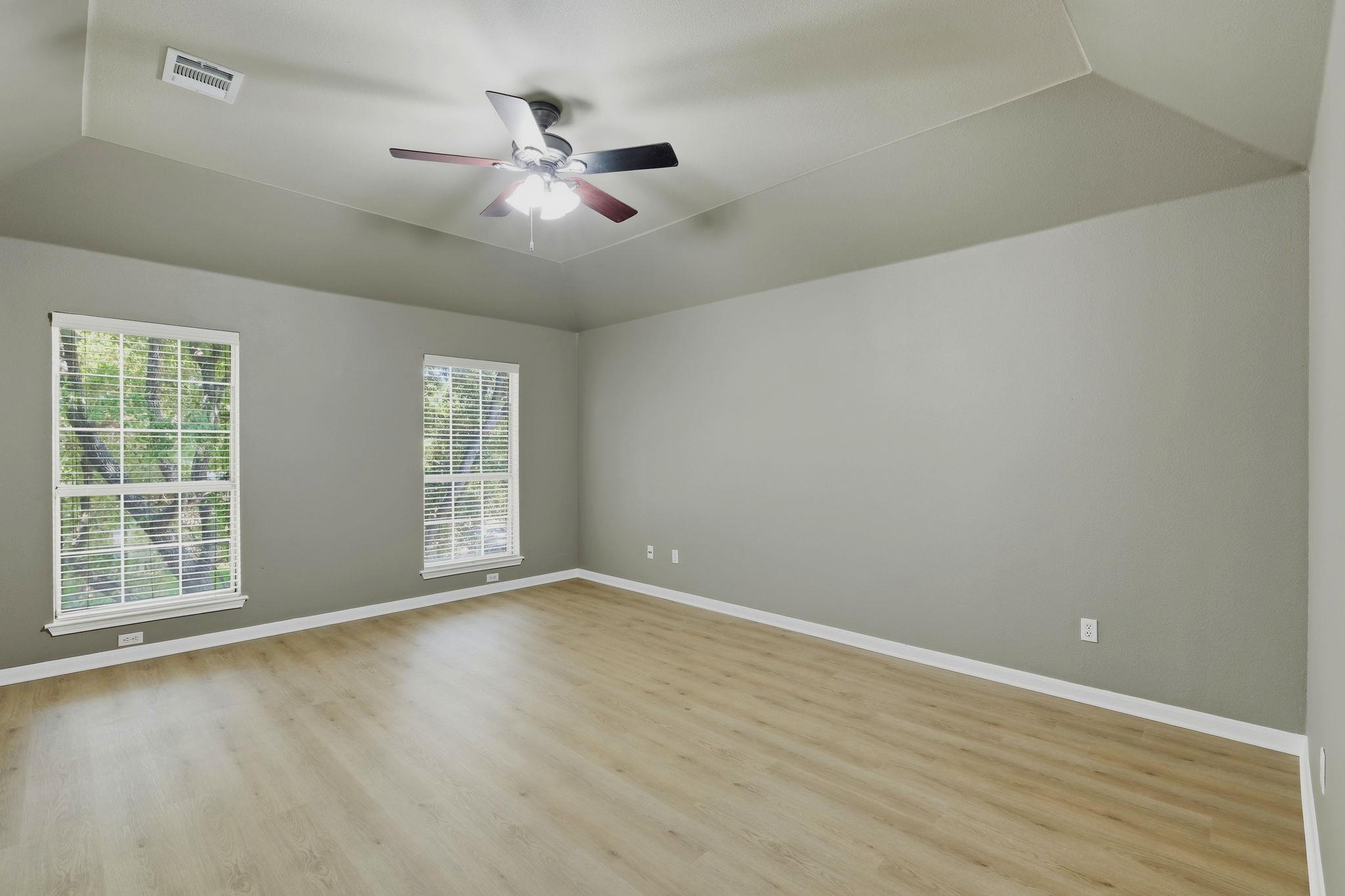 2913 Winchester Dr Property Photo 8