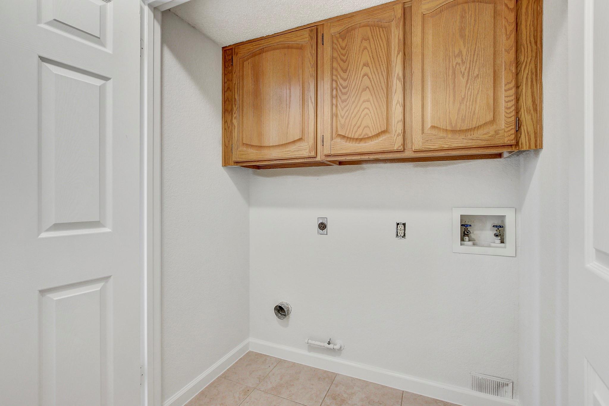 17516 Klamath Falls Dr Property Photo 19