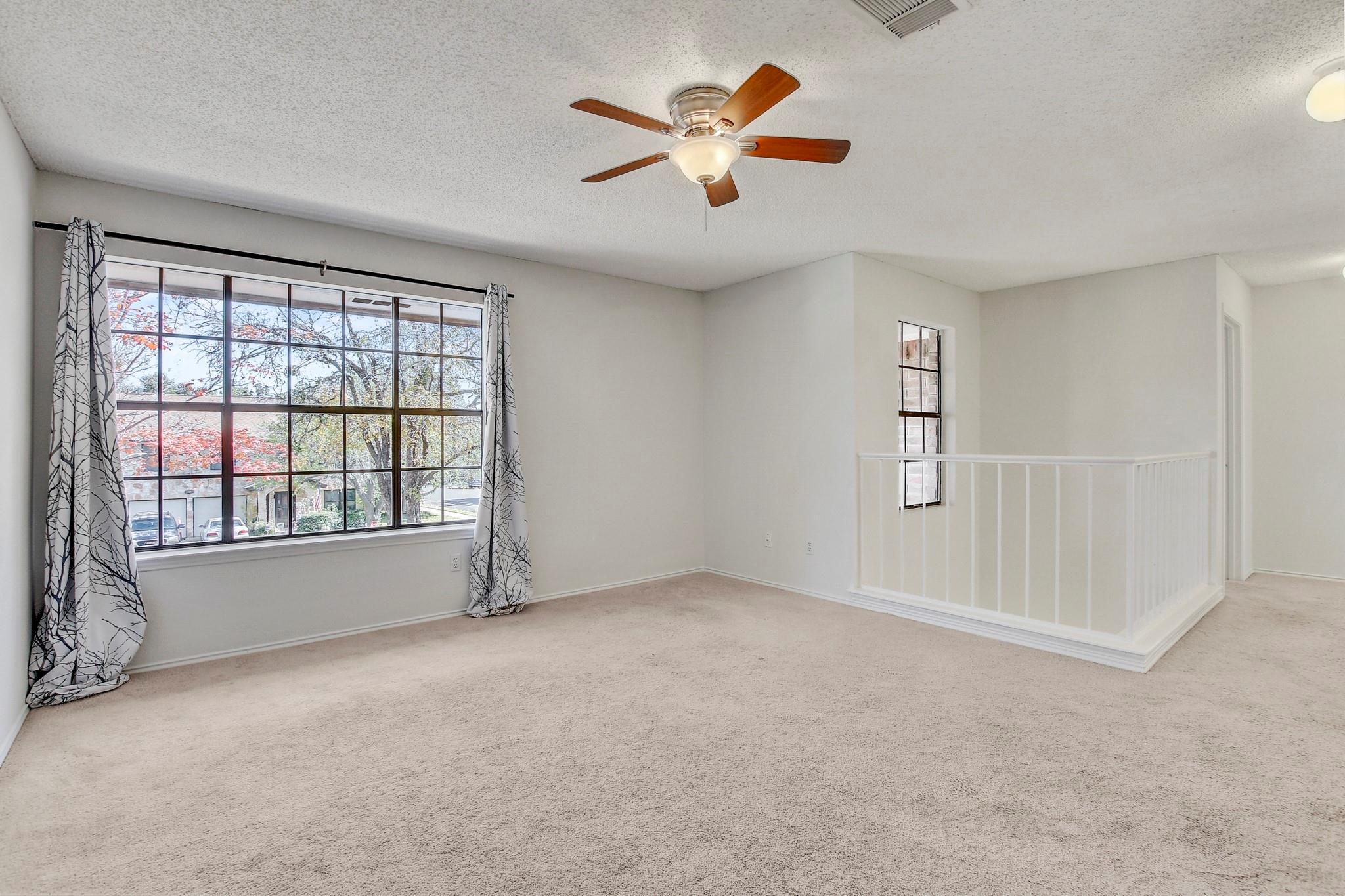 17516 Klamath Falls Dr Property Photo 21