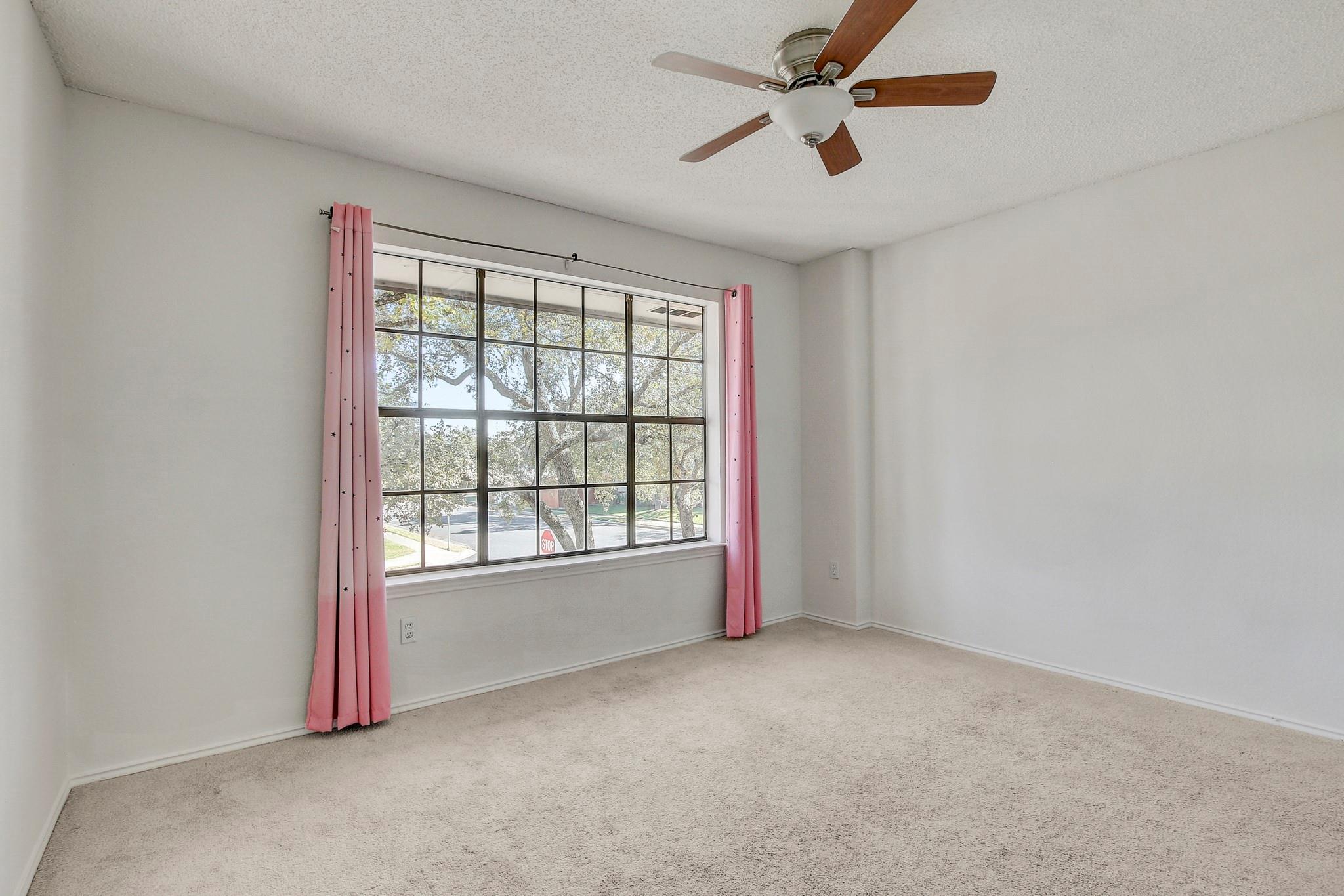 17516 Klamath Falls Dr Property Photo 26