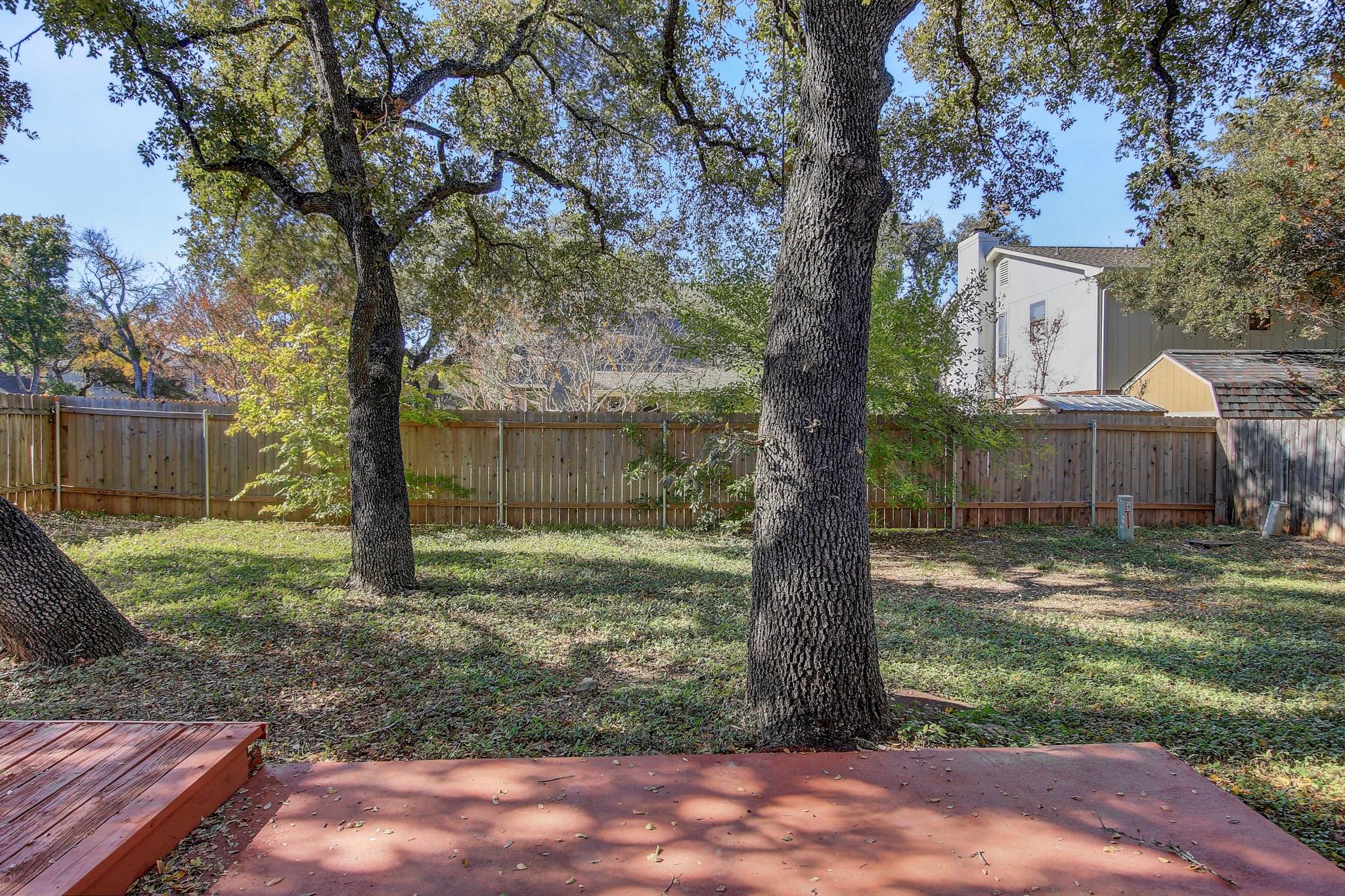 17516 Klamath Falls Dr Property Photo 31