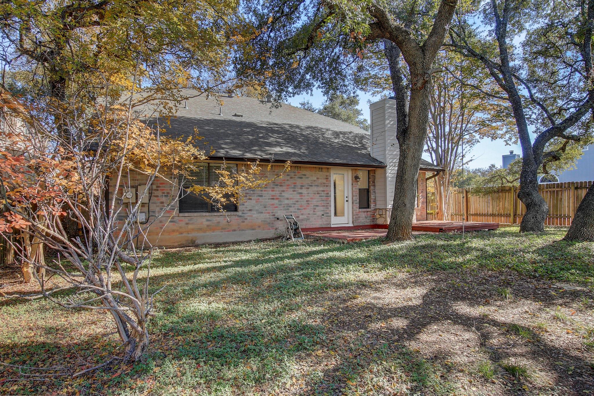 17516 Klamath Falls Dr Property Photo 32