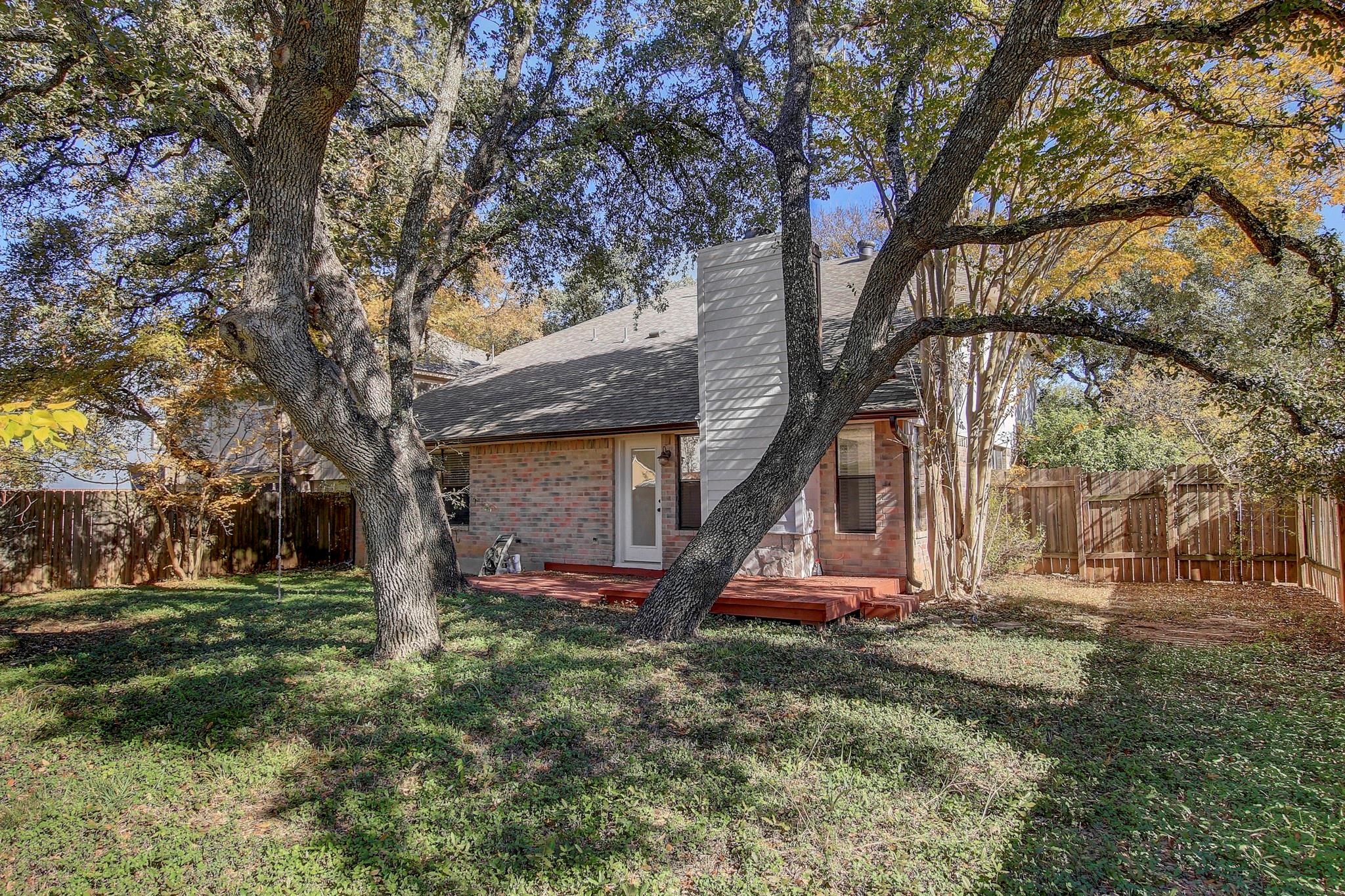 17516 Klamath Falls Dr Property Photo 33