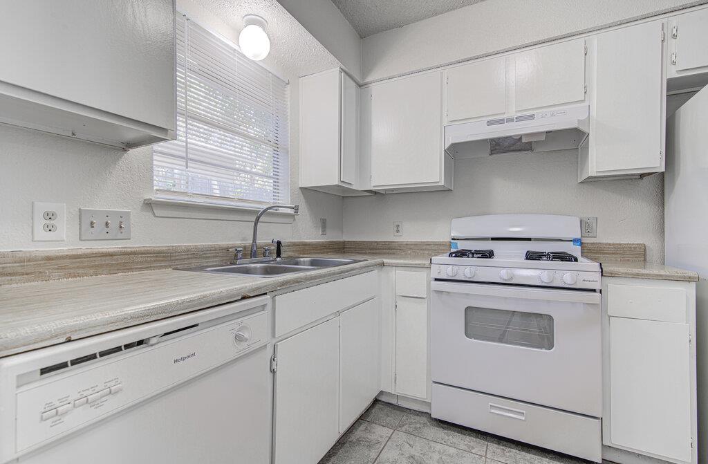 824 King Albert St #a Property Photo 8