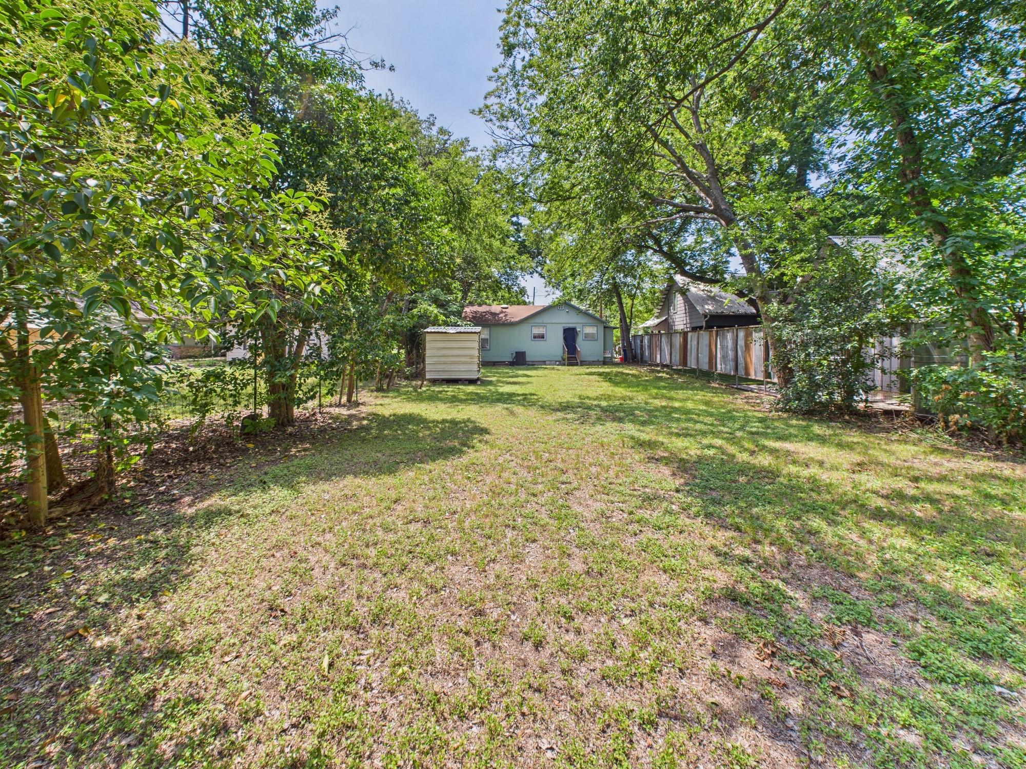 1607 S 2nd St Property Photo 9