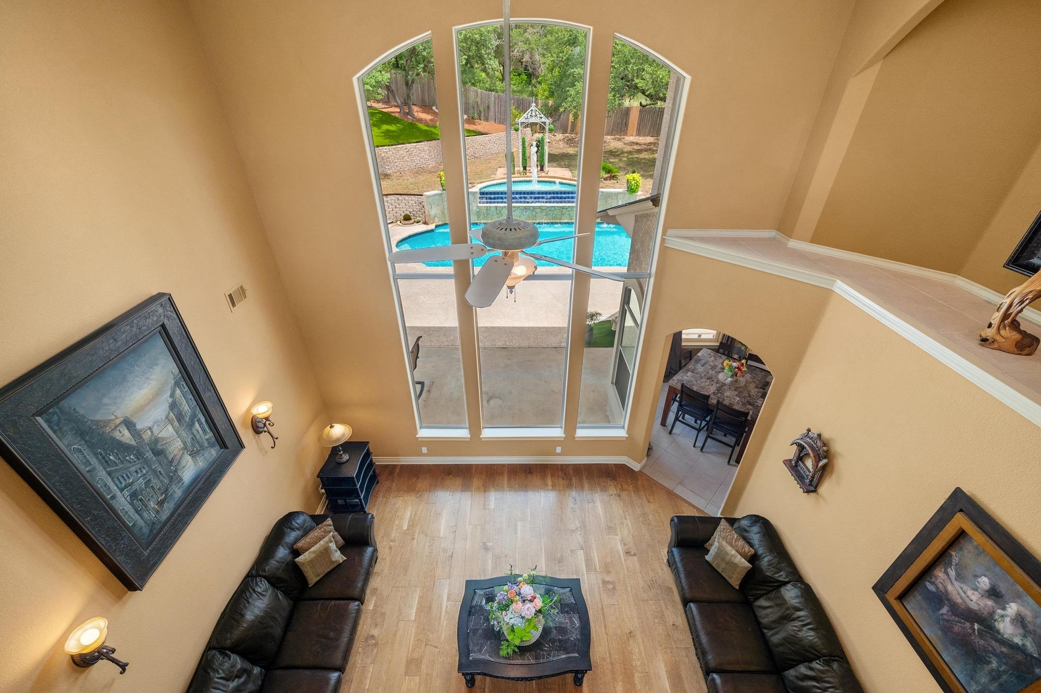 10912 Centennial Trl Property Photo 27