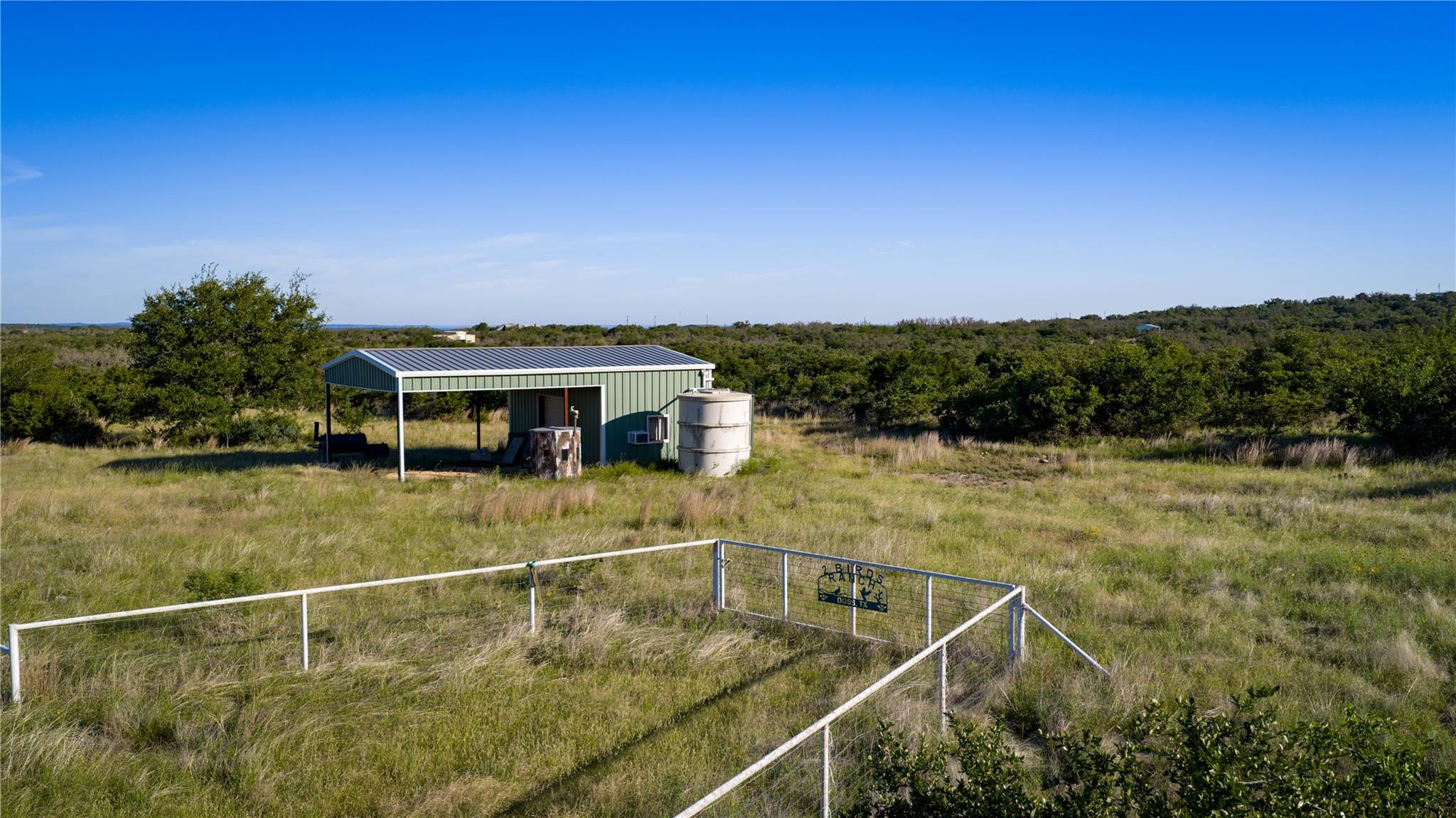 3276 Link Rd Property Photo 3