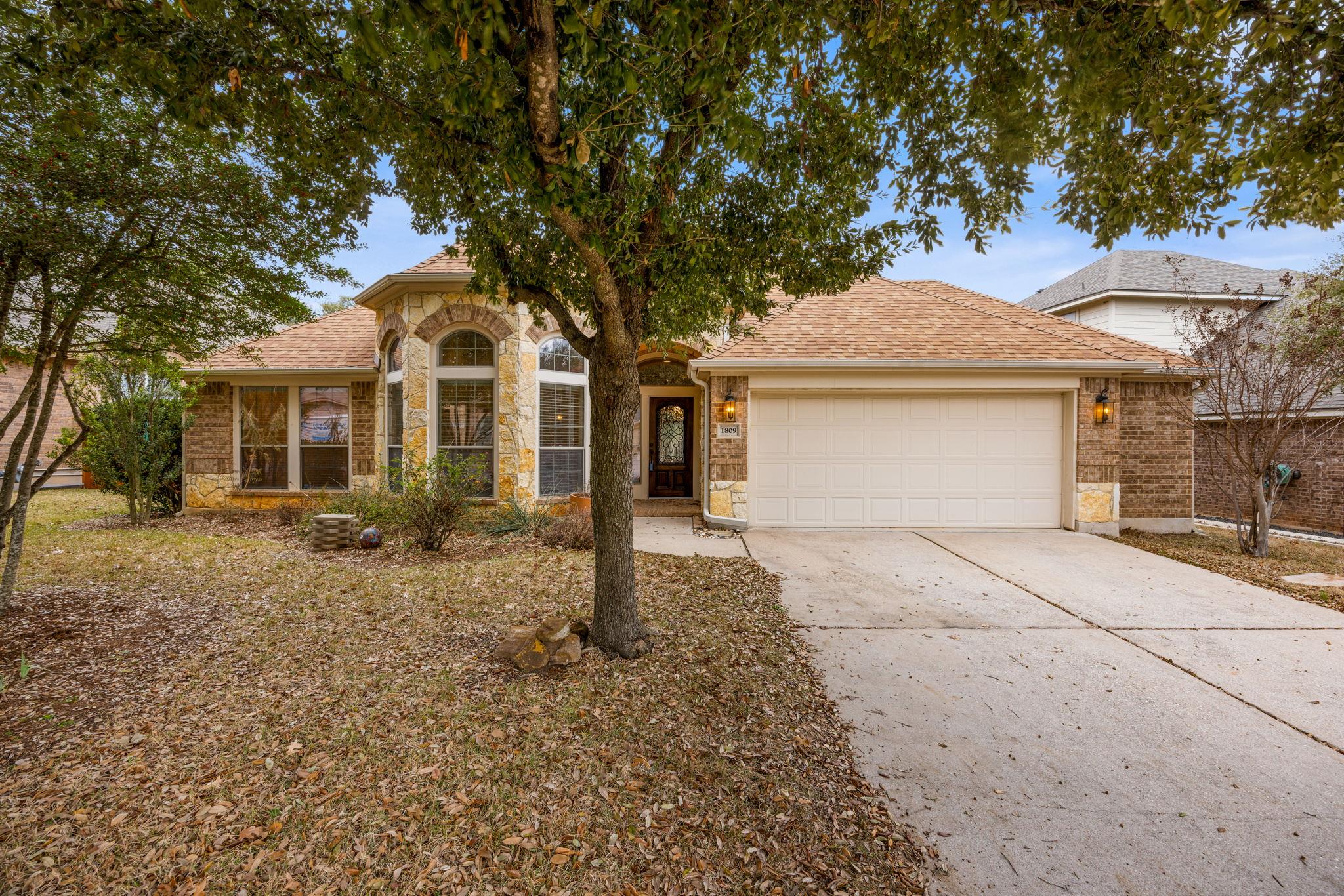 1809 Cross Draw Trl Property Photo 3