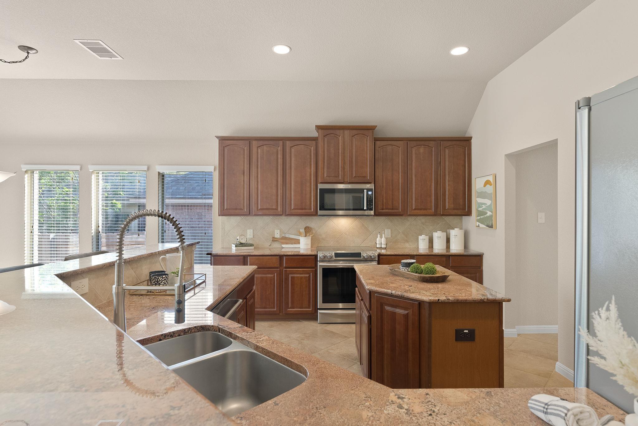 1809 Cross Draw Trl Property Photo 13