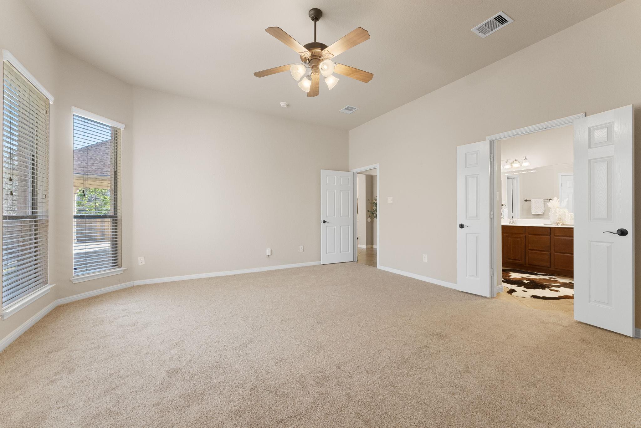 1809 Cross Draw Trl Property Photo 18